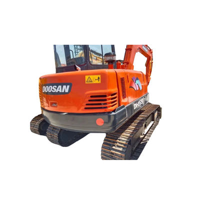 Excavateur Doosan DH55 de 5,5 tonnes avec cylindre hydraulique d'origine et peu d'heures de travail