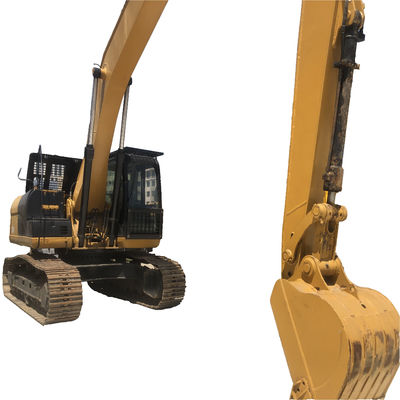 Excavateur CAT330D2L de 225 kW utilisé pour la construction