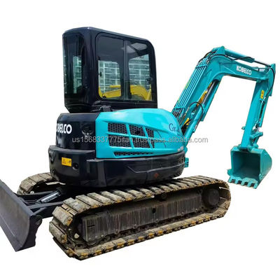 Excavatrice Kobelco SK55SR d'origine utilisée avec de bonnes performances dans les heures de travail 0-2000