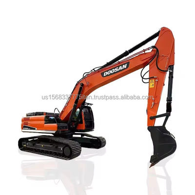 Excavateur DOOSAN DX300 d'occasion avec de bonnes performances et un poids de fonctionnement de 30 TON en 2016
