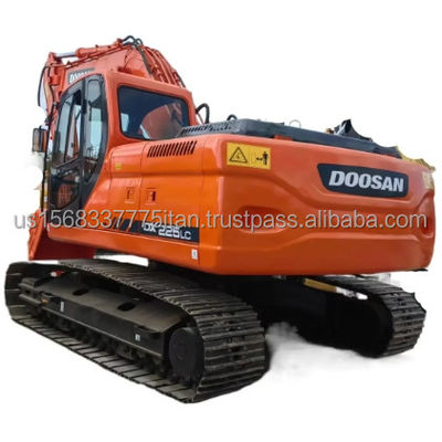 22.5 tonnes de poids de fonctionnement utilisée Doosan Dx225 Excavator pour vos besoins de construction