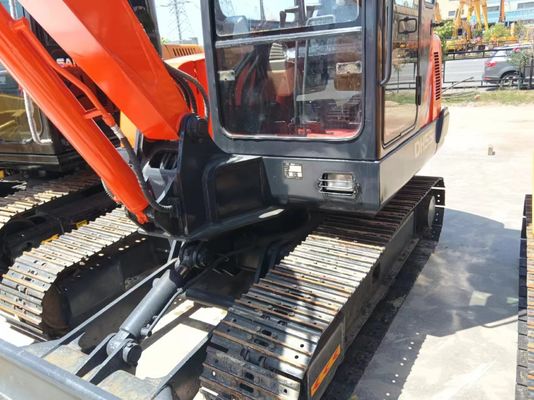 Excavateur Doosan DH55 de 5,5 tonnes avec cylindre hydraulique d'origine et peu d'heures de travail
