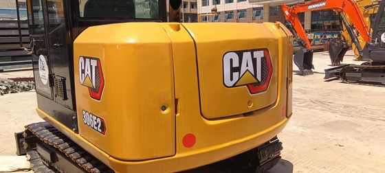 Excavatrice CAT 306 d'origine utilisée avec cylindre hydraulique original en bon état