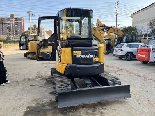 Excavateur Komatsu PC50 d'occasion avec de bonnes performances et un poids de 5000 kg