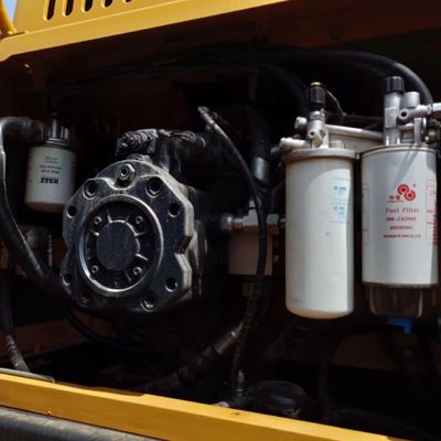 Excavateur VOLVO EC480 avec pompe hydraulique d'origine
