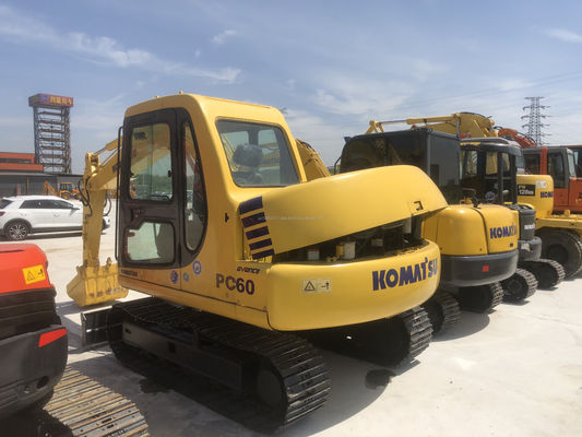 En bon état Komatsu PC60 Excavateur d'occasion 40kw et bas heures de travail 0-2000
