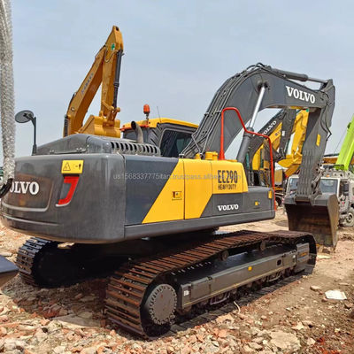Excavateur VOLVO EC290 en excellent état 2016 Année avec peu d'heures de travail