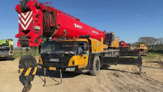 SANY Grue de 260 tonnes Excellente performance et peu d'heures de travail pour la construction