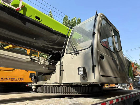 Machine de construction utilisée ZOOMLION Grue de 80 tonnes avec une hauteur de levage maximale de 4,5 m