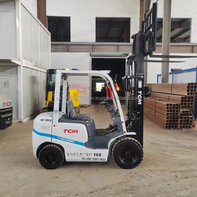 3000 kg Poids TCM 30 Chariot élévateur utilisé pour les ateliers de matériaux de construction Excellente performance