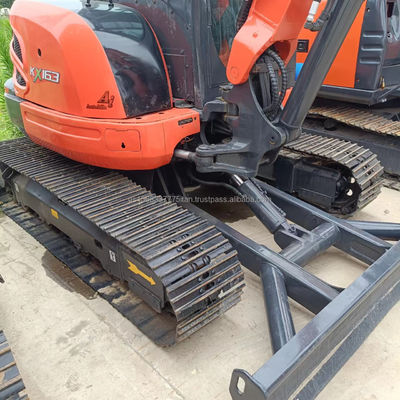 Excavateur KUBOTA KX163 d'occasion avec vanne hydraulique d'origine et poids de fonctionnement de 6 TON