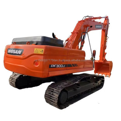 Excavateur DOOSAN DX300 avec un temps de travail réduit 0-2000 et pompe hydraulique d'origine
