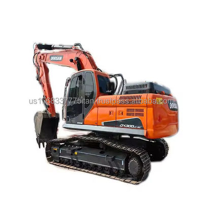 Excavateur DOOSAN DX300 2016 avec une bonne efficacité et une machine de construction hydraulique