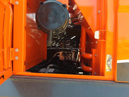Excavateur Doosan DX300 d'occasion avec une capacité de seau de 1,5 m3 et un poids de 30000 kg