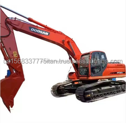 30000 KG Excavateur Doosan DX300 utilisé 90% en 2023 avec heures de travail 0-2000