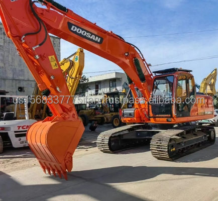 Doosan DX225 25 tonnes Excavators machines de construction utilisées avec des années d'expérience