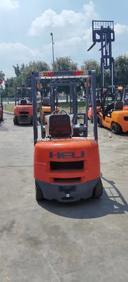 Télélivrateur héli H2000 à moteur diesel et très efficace avec une longueur de fourchette de 1000 mm