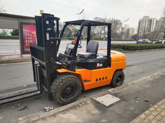 Excellent état 5000 kg Hangzhou R50 chariot élévateur utilisé pour les magasins de matériaux de construction