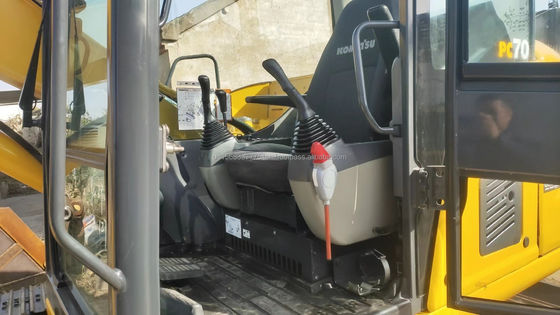 7 TON Excavatrice hydraulique utilisée Komatsu PC70 avec cylindre hydraulique original