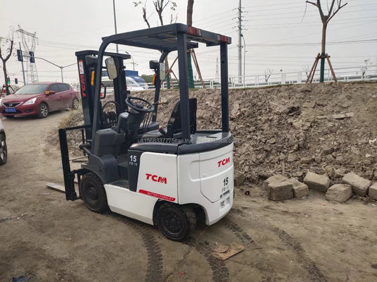 Le chariot élévateur TCM 3,5 t diesel en bon état avec des magasins de matériaux de construction et à un prix abordable