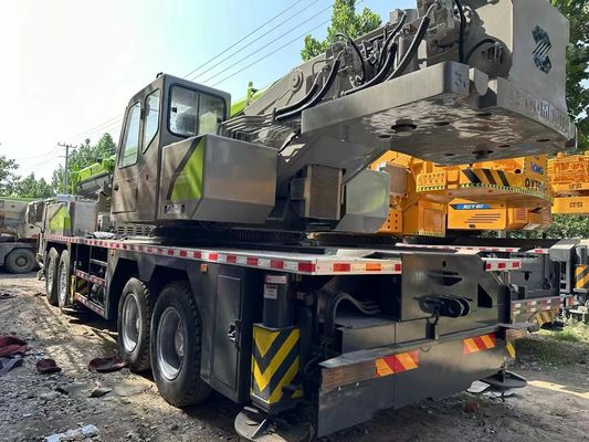 Zoomlion 80 tonnes grue machine de construction utilisée avec 1000-1500 heures de travail