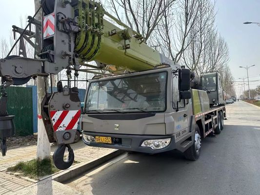 2022 Zoomlion Grue de 25 tonnes avec 1000 à 1500 heures de travail