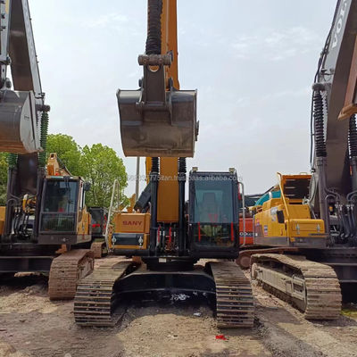 Excavateur Sany SY215C d'occasion 2016 en excellent état avec cylindre hydraulique original