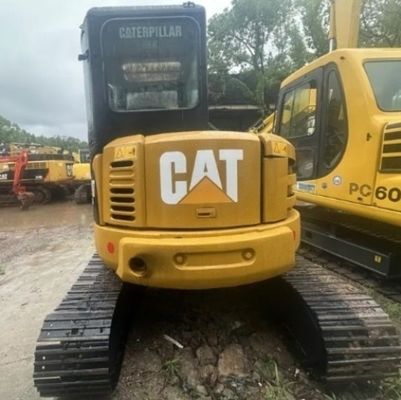 Excavateur miniature d'occasion de 3500 kg CAT 304 avec une grande machine à soupape hydraulique d'origine