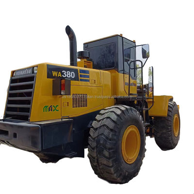 Utilisé Komatsu WA 380 chargeur Parfait pour les magasins de matériaux de construction