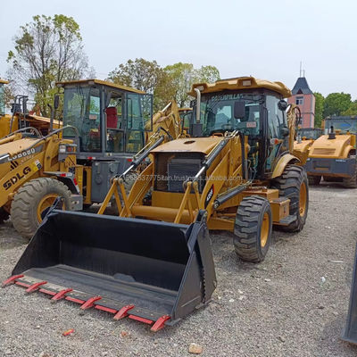 Chargeuse à pelle utilisée pour les ateliers de matériaux de construction