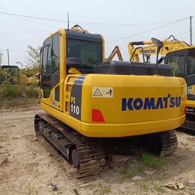 Excavateur PC110 Komatsu d'occasion avec 0 à 2000 heures de travail et cylindre hydraulique d'origine