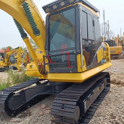 Excavateur Komatsu PC130 pour l'ingénierie et la construction