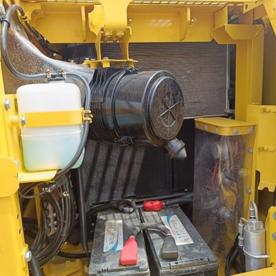 13 tonnes Poids de fonctionnement Komatsu PC130 Excavateur d'occasion Conception originale Bon état