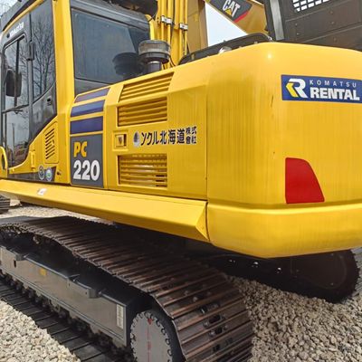 22 tonnes de poids de fonctionnement Komatsu PC220 équipement de construction d'occasion sur le marché