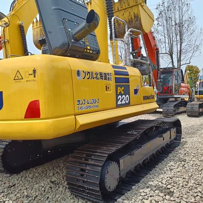 22 tonnes de poids de fonctionnement Komatsu PC220 équipement de construction d'occasion sur le marché