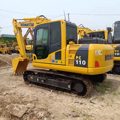 Excavateur hydraulique PC110 Komatsu utilisé de 11 tonnes avec une capacité de seau de 0,48 M3