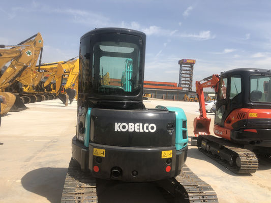 Excavateur Kobelco SK55SR avec une bonne performance dans les 0-2000 heures de travail