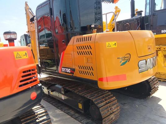 Pro Performance utilisé Sany SY75C excavateur avec pompe hydraulique originale 7000 kg de poids