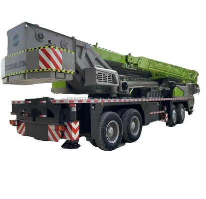 Excellente grue ZOOMLION de 70 tonnes, une machine de construction de premier ordre avec puissance hydraulique.
