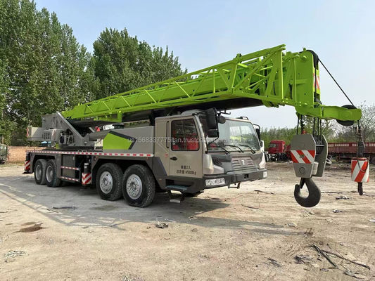 Excellente grue ZOOMLION de 70 tonnes, une machine de construction de premier ordre avec puissance hydraulique.