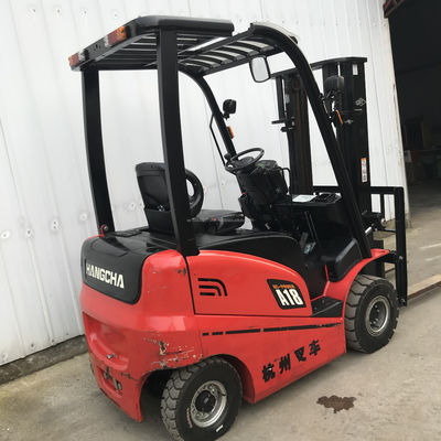 TCM Heli A18 chariot élévateur utilisé avec une hauteur de levage minimale de 4,5