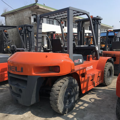 Camion élévateur à héli 7000 kg TCM diesel propane pour votre chargement et déchargement
