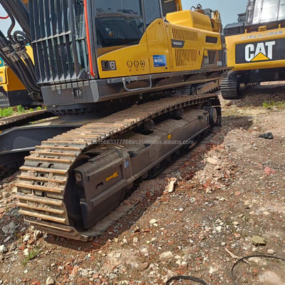 Excavateur VOLVO EC480DL d'occasion avec capacité de seau de 3,8 M3 et cylindre hydraulique d'origine