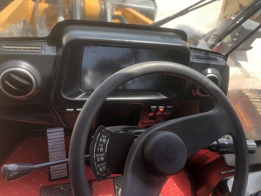 Excavateur de chargement avant pour 2024 Vente la plus chaude Machines de déplacement de la terre Tracteur remorqué