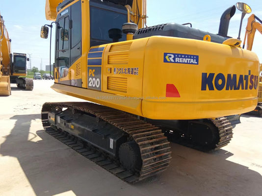 Excavateur Komatsu PC200 de 20 tonnes Japon Excavateur hydraulique à rampe d'occasion avec consommation