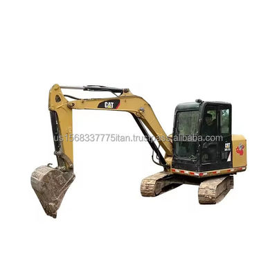 Excavateur cat 305.5e2 adapté à différentes applications et exigences du client