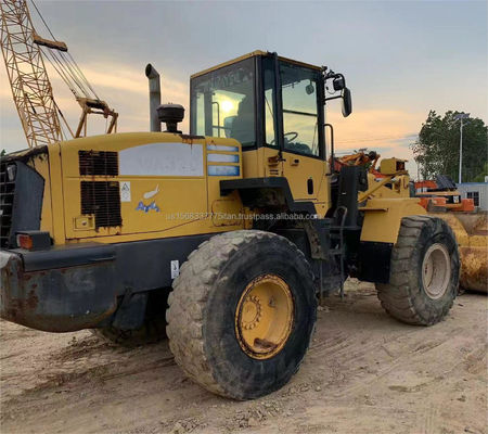 Un chargeur d'occasion Komatsu WA 380 avec de grandes performances dans 146 magasins de matériaux de construction