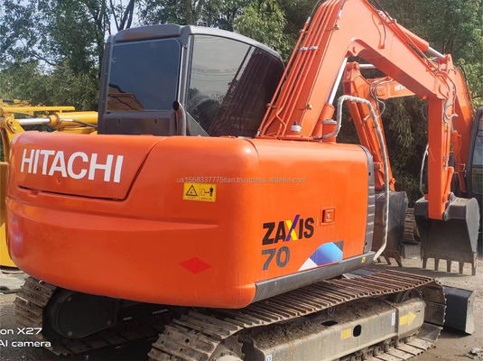 Excavateurs Hitachi ZX70 utilisés pour la machine Poids 7000 kg Poids de fonctionnement 10 tonnes
