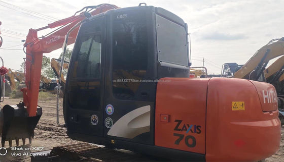 Excavateurs Hitachi ZX70 utilisés pour la machine Poids 7000 kg Poids de fonctionnement 10 tonnes