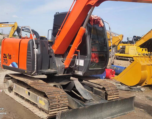 Excellentes excavatrices Hitachi ZX70 pour une efficacité de travail élevée et une capacité de seau de 0,5 m3